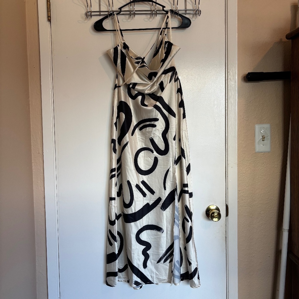 Beige and Black Satin Midi Dress Abstract Design Size 8